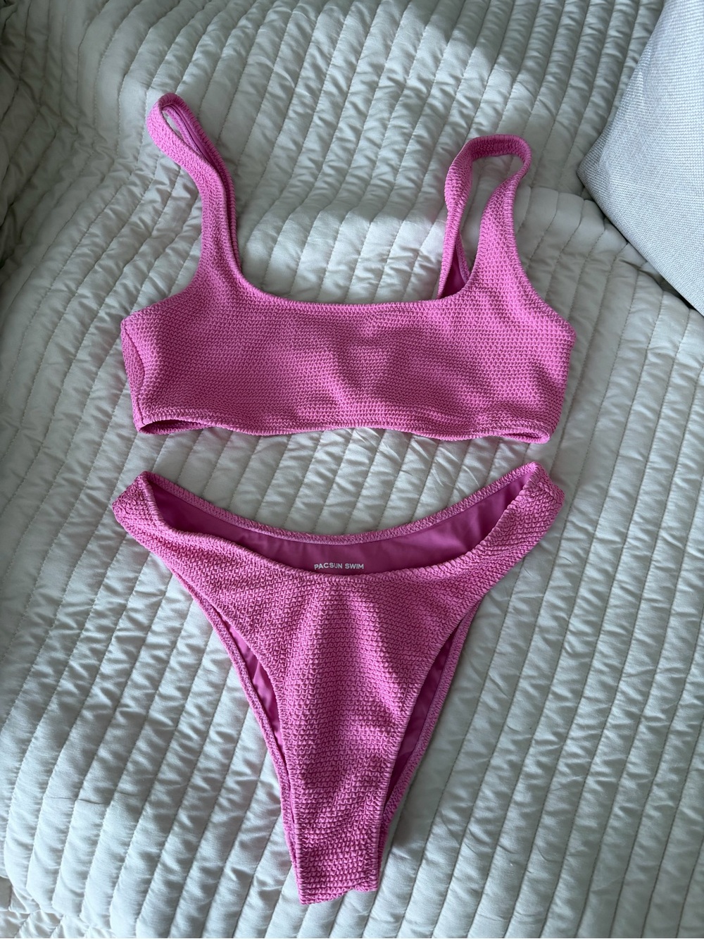 Women’s pink PacSun bikini